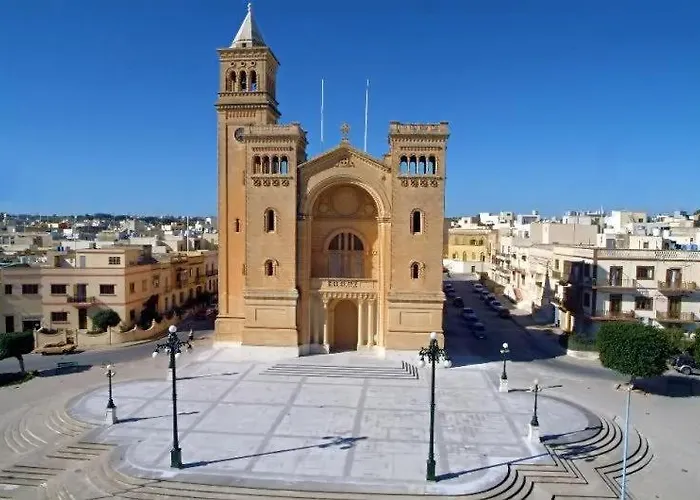 Caris Gem * Birżebbuġa